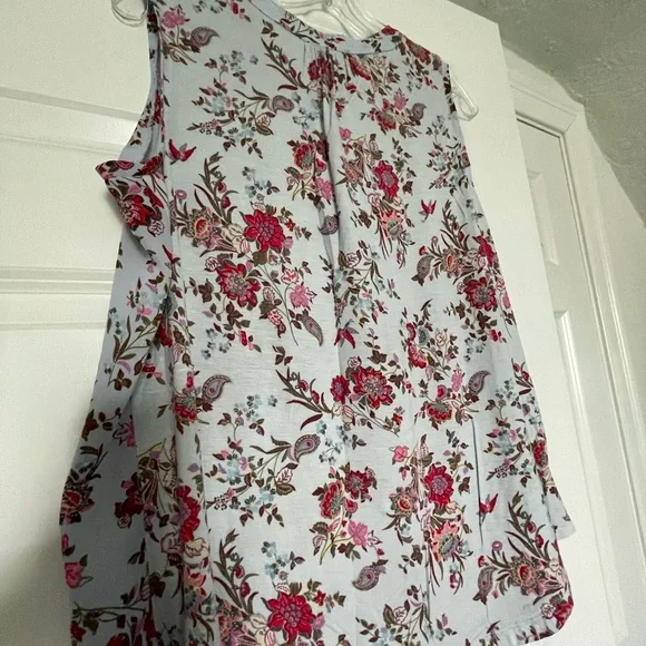Premise Large Blue Floral Tank Size Large - Picture 4 of 5